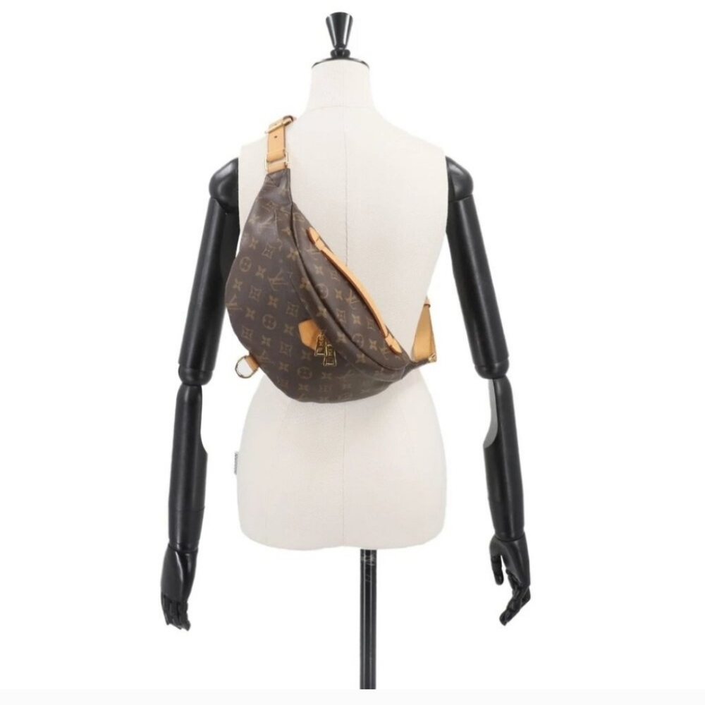 🔥 🔥Louis Vuitton Bumbag Monogram - Picture 5 of 16